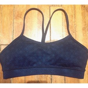 [Lululemon] Flow Y Bra - blue star print